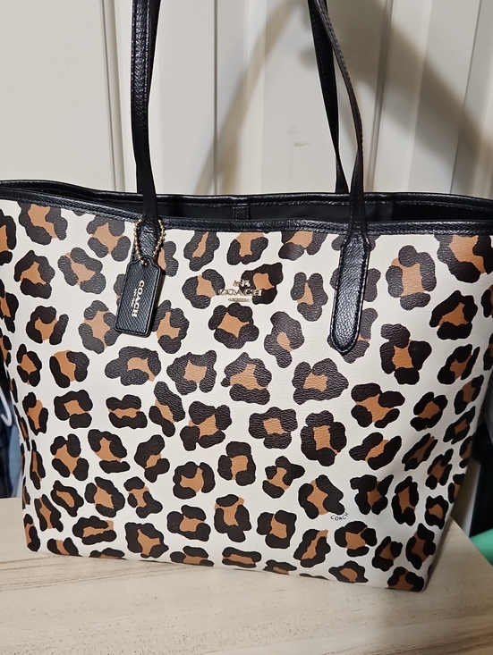 Coach Handbags - COACH EUC Leopard-Print City Tote